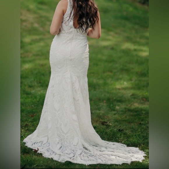 PRONOVIAS Barcelona— Magnolia BOHO wedding dress - Picture 5 of 9